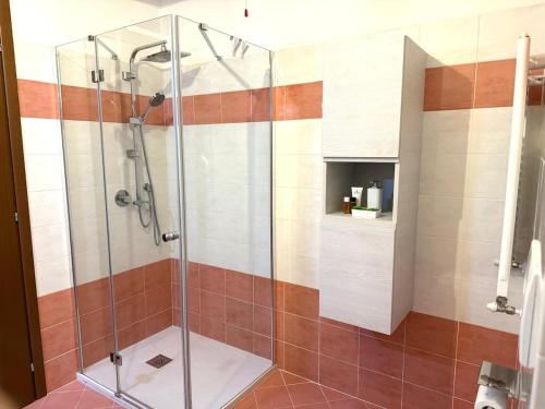 Live House-Attico, ampio e luminoso monolocale