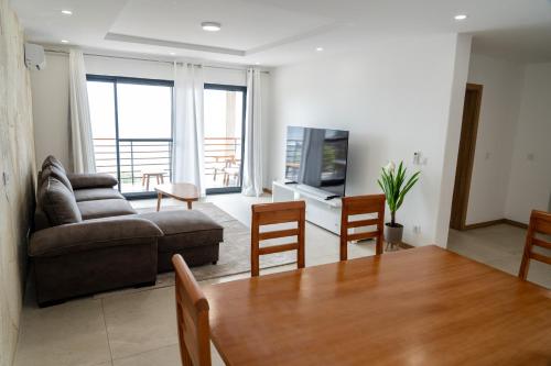 Μια τηλεόραση ή/και κέντρο ψυχαγωγίας στο o som das ondas