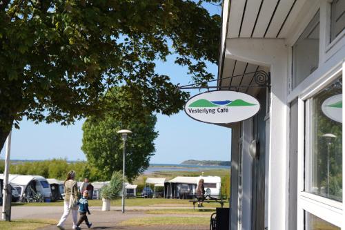 Fotografie z fotogalerie ubytování Vesterlyng Camping and Cottages v destinaci Føllenslev