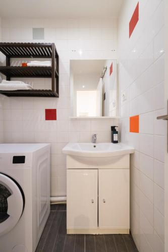Bright Apartment - Sacré Coeur Basilica