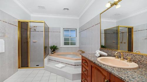 Ένα μπάνιο στο Southern Grace