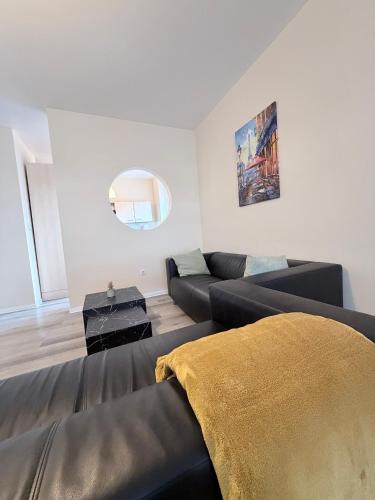 Et opholdsområde på Loft Riva, Smart TV, Klimanlage, Parkplatz fre, Minibar