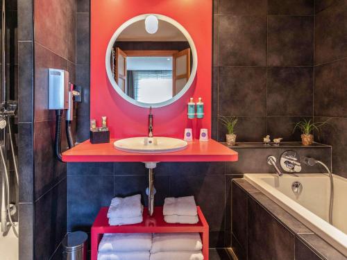 Bilik mandi di Novotel Valence Sud