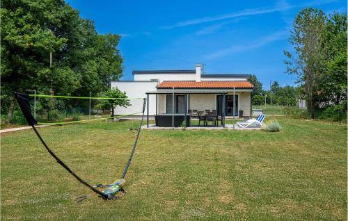 3 Bedroom Awesome Home In Barban