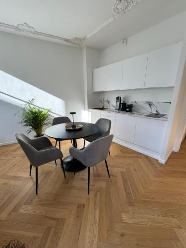 Η κουζίνα ή μικρή κουζίνα στο La suite du parc 2