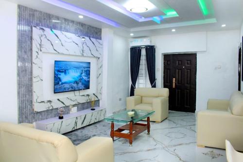 Χώρος καθιστικού στο Olu