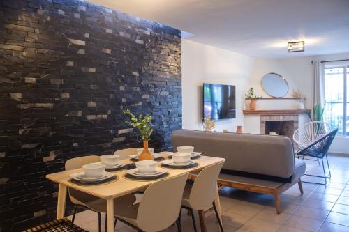 Posezení v ubytování CASA BELA, Linda, Luminosa, Minimalista 7 PERSONAS 3 CUARTOS FREE Parking Night Terrace