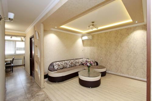 Family Spacious 2 Bedroom Apartment in the Middle of City Center, Next To North Avenue