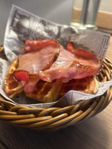 Jídlo v luxury tent nebo okolí