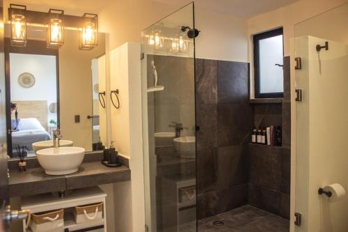 Koupelna v ubytování CASA BELA, Linda, Luminosa, Minimalista 7 PERSONAS 3 CUARTOS FREE Parking Night Terrace