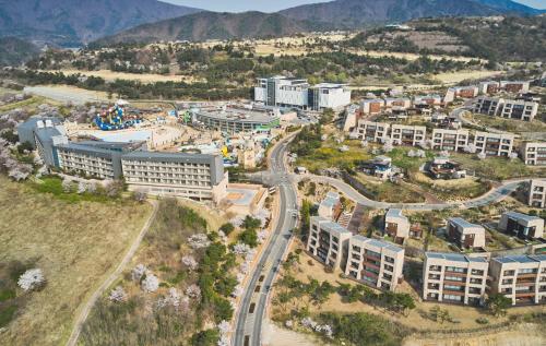 Nespecifikovaný výhled na hory nebo výhled na hory při pohledu z apartmánu