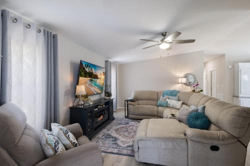 Χώρος καθιστικού στο The Salty Sister Retreat