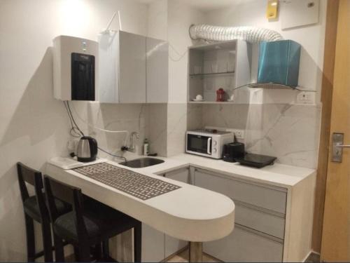 Η κουζίνα ή μικρή κουζίνα στο Molystation