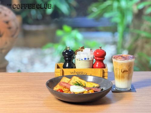 Đồ ăn tại/gần khách sạn