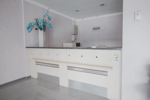 Φωτογραφία από το άλμπουμ του RedDoorz Plus near Istana Maimun Medan σε Medan