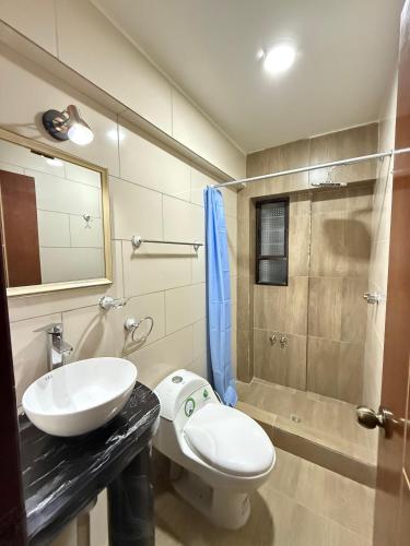 Bany a Hotel Elom