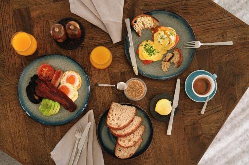 Jídlo v penzionu nebo okolí