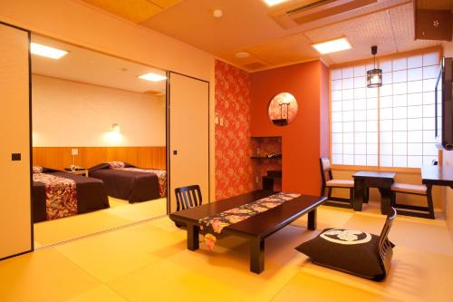 Ο χώρος του lounge ή του μπαρ στο Matsui-Bekkan Hanakanzashi