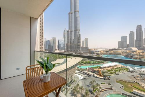 Glamarous 2BR Burj Khalifa & Fountain Views