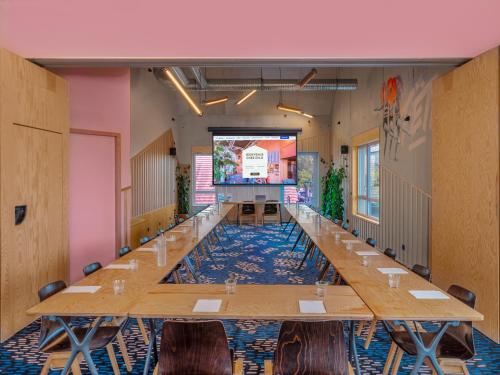 Eklo Hotels Bordeaux Centre Bastide