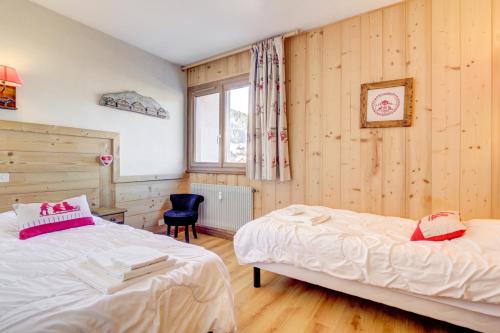 CHEVRULS A6 : Apt 2 chambres au centre