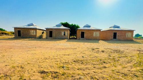 Billede fra billedgalleriet på Abu Safari i Sām