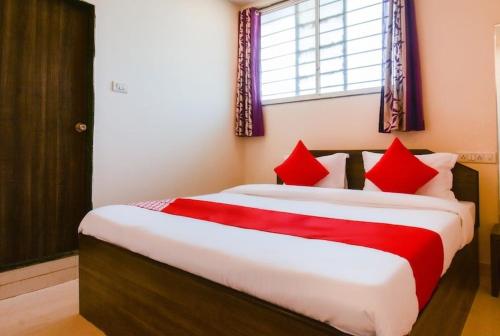 Imagen de la galería de Hotel O Blue Inn, en Vagholi