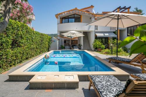 Petra in Bibinje - Haus für 6-8 Personen