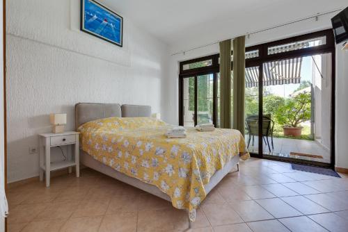 Petra in Bibinje - Haus für 6-8 Personen