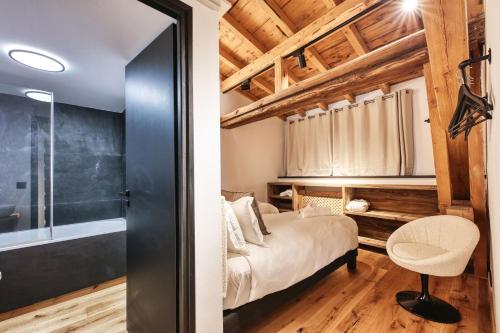 Ένα μπάνιο στο Le Marti