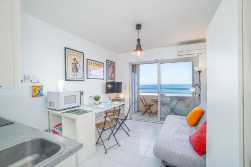 Basic Comfort Studio Miami 7º 0111 con vistas al mar