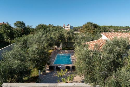 Casa Canziana for 6 people with private pool in Pula