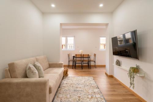 Bright & Spacious Flat in Matosinhos by HostWise
