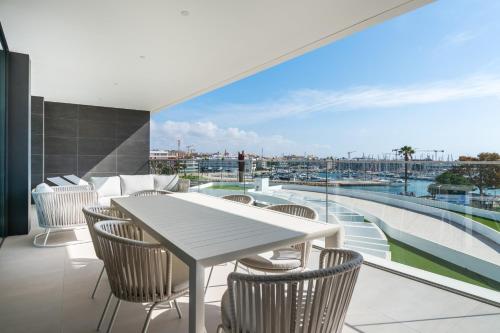 Tideview Residence - Lagos Marina Retreat