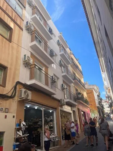 Alameda Apartments Calle Mayor photo 1