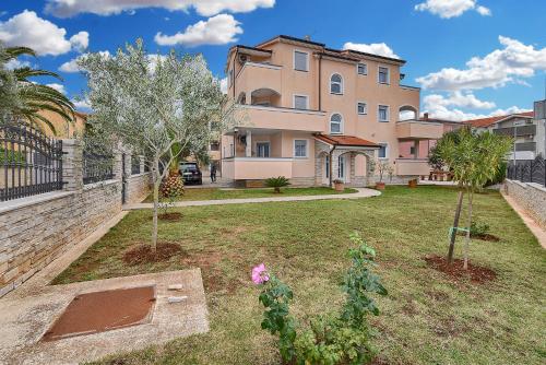 Apartments Medulin 396