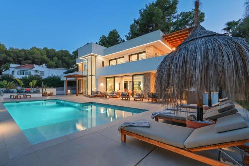 Villa Ca Naomi by Marhen Homes