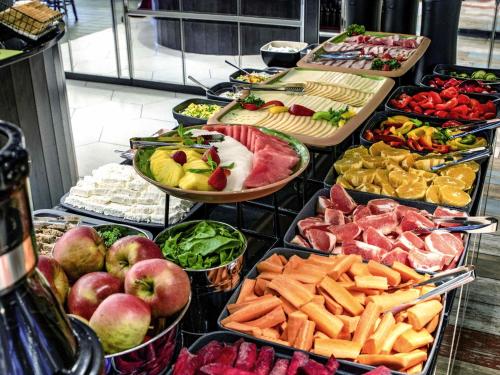 Φαγητό σε αυτό το ξενοδοχείο ή κάπου εκεί κοντά