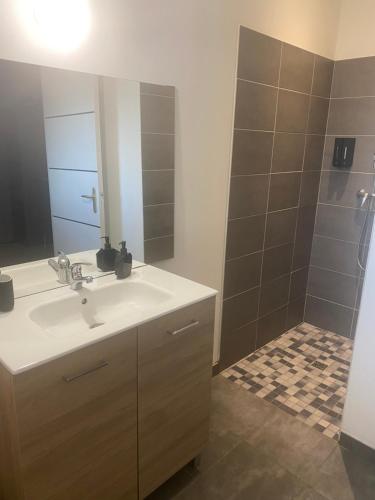 Koupelna v ubytování Belle maison proche de la mer