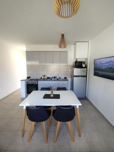 Η κουζίνα ή μικρή κουζίνα στο Las Victorias Bariloche