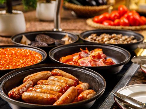 Jídlo v hotelu nebo okolí