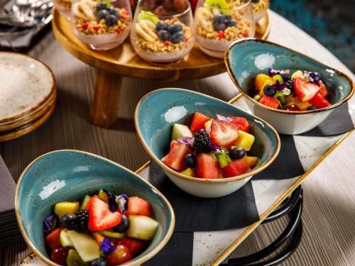 Jídlo v hotelu nebo okolí