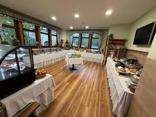 Køkken eller tekøkken på Neue Mühle Kleines Landhotel