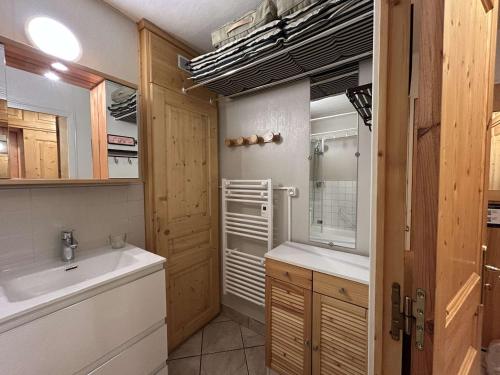 Studio chaleureux et spacieux pour 2 à Méribel, proche des pistes