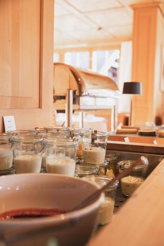 Jídlo v hotelu nebo okolí