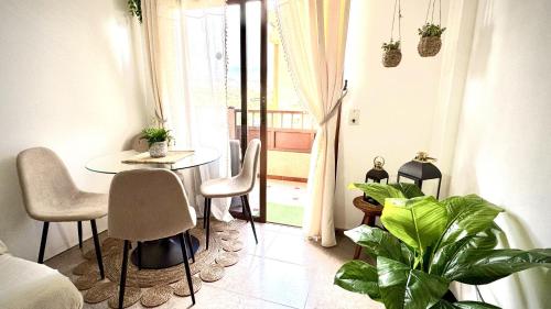 Bohemio Playa Los Cristianos by Deihu Experiences
