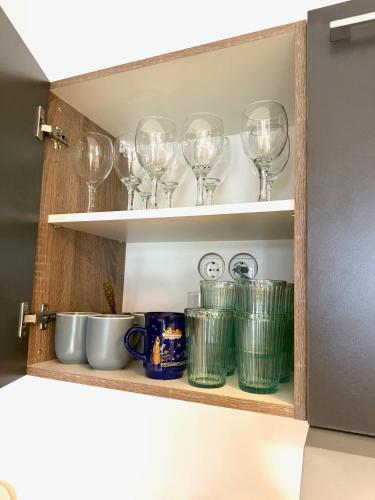 Brand New, Central Apartment with Own Garden