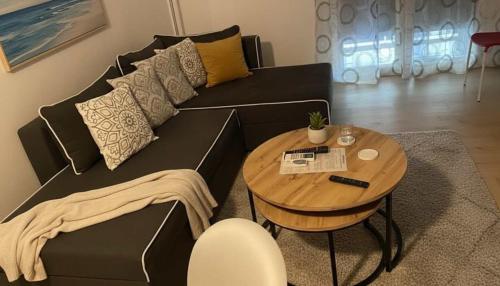 Urban Soul Modern 2BR Retreat in Exarcheia
