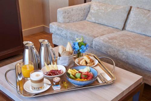 Đồ ăn tại/gần khách sạn