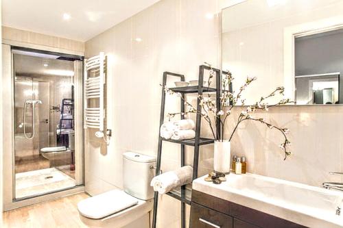 Parsifal by Bizflats Monthly Apartment near La Rambla